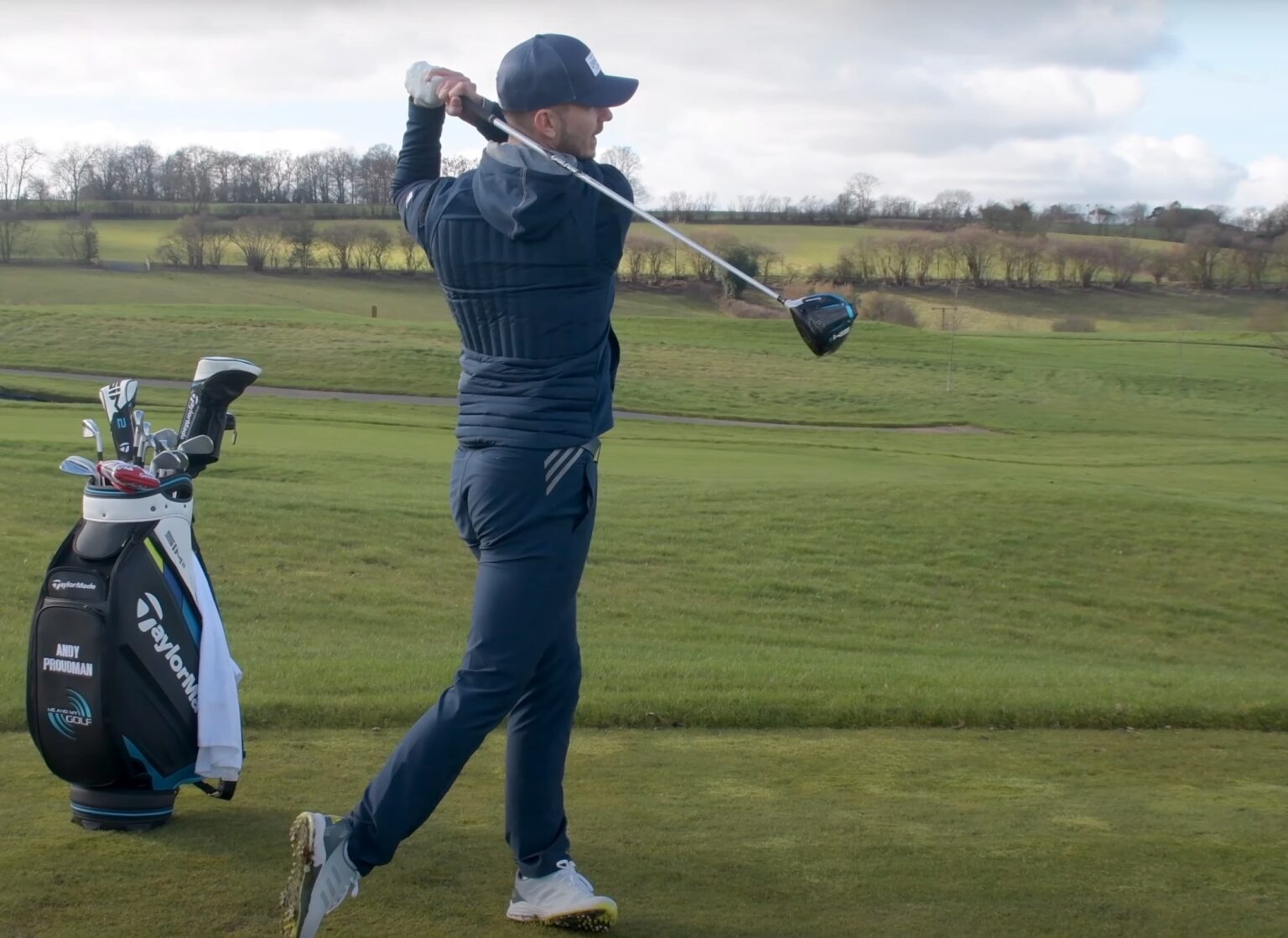 The Secret to an Effortless, Smooth Golf Swing Me And My Golf